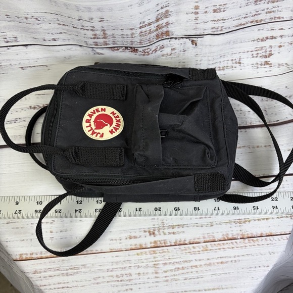 FjallRaven Kanken Sling Shoulder Bag Purse (Black) F23797 - Picture 8 of 10